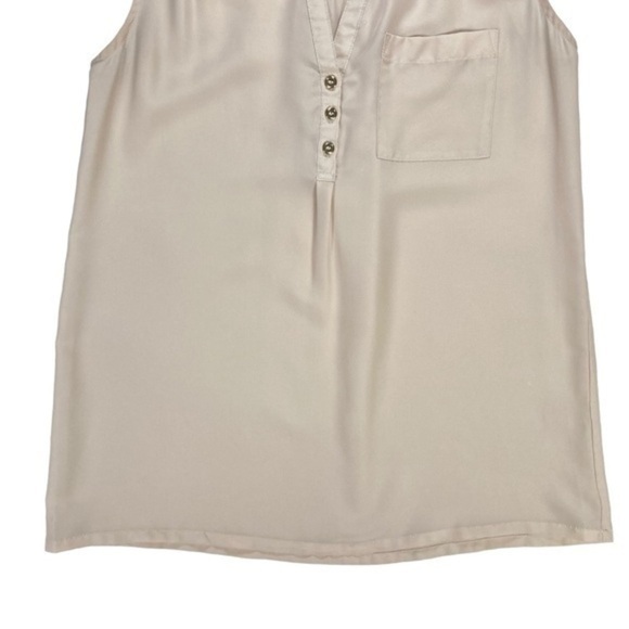 H&M Top Womens Size 4 Cream Sleeveless V-neck Popover Buttons Summer Blouse - Picture 6 of 11